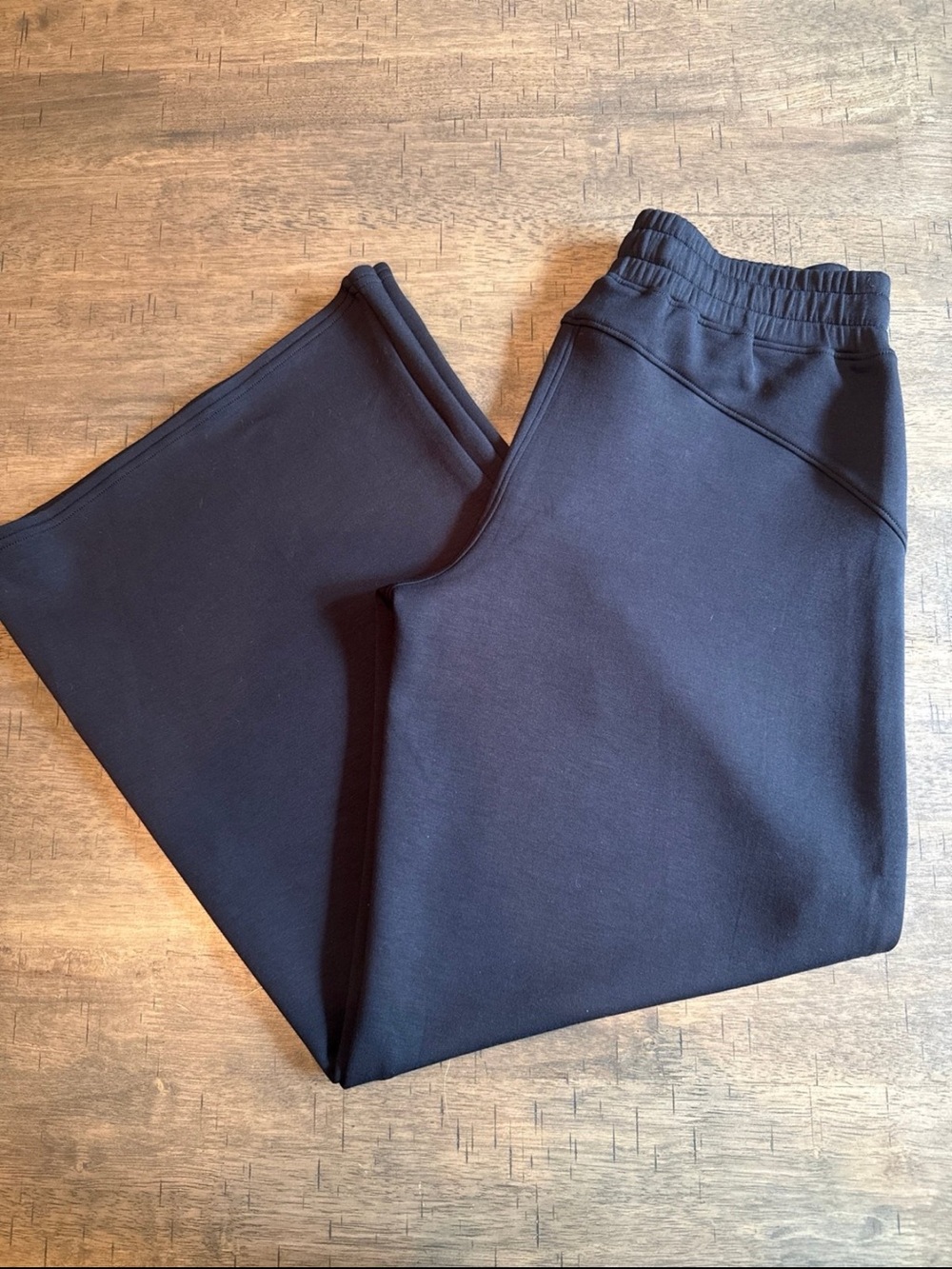 SPANX women’s Air essentials wide leg pant